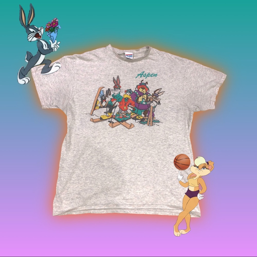 vintage LOONY TUNES graphic tee